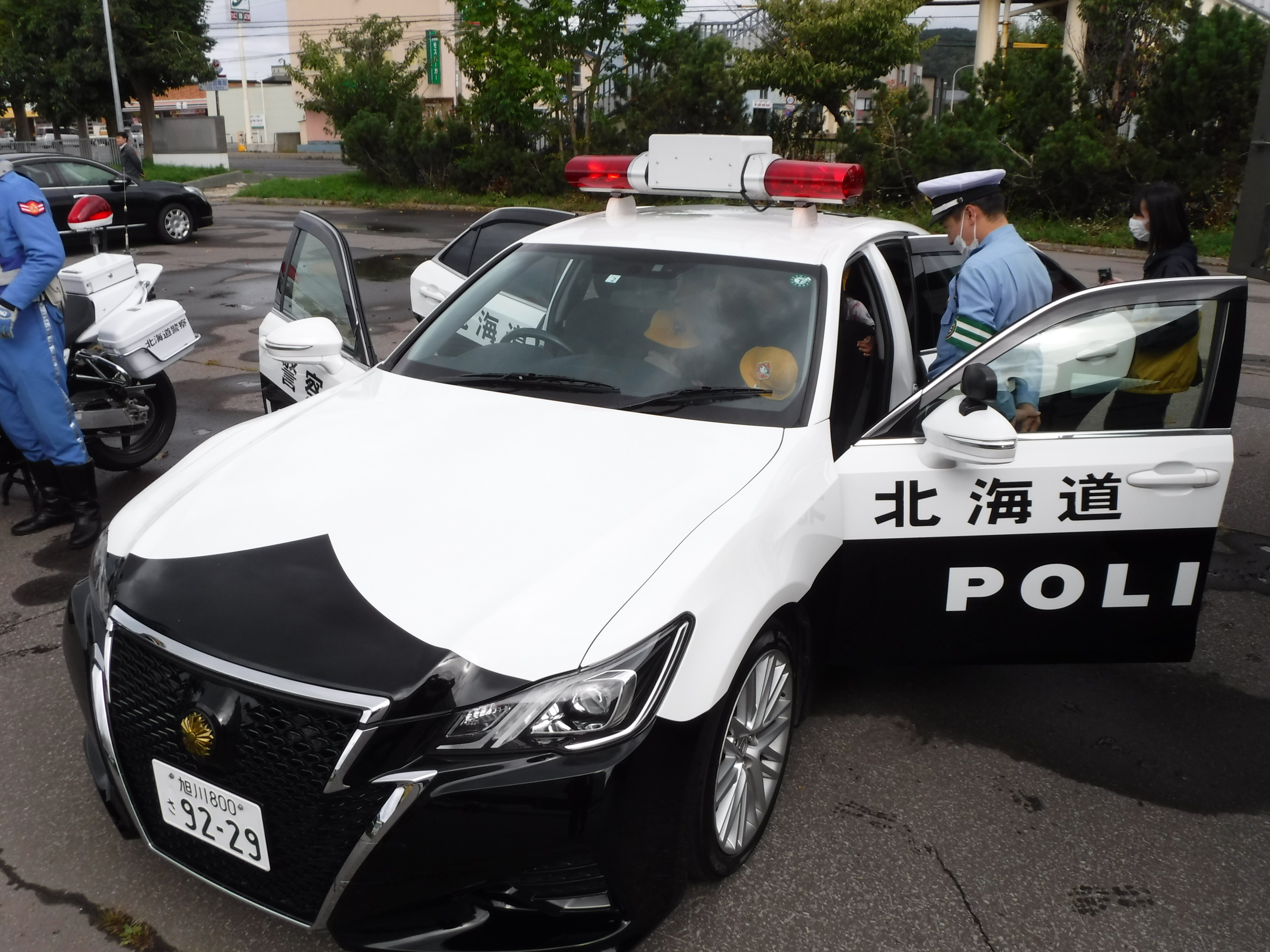 パトロールカー