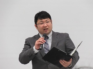 仲間の大切さを語る秋山雅人氏